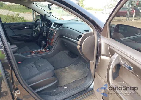 2013 Chevrolet Traverse 1Lt z USA, uszkodzony, nr VIN 1GNKVGKD9DJ139862